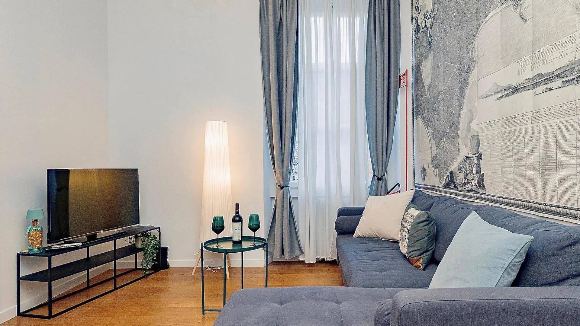 Urban Domus, Duomo, Milan Apartment