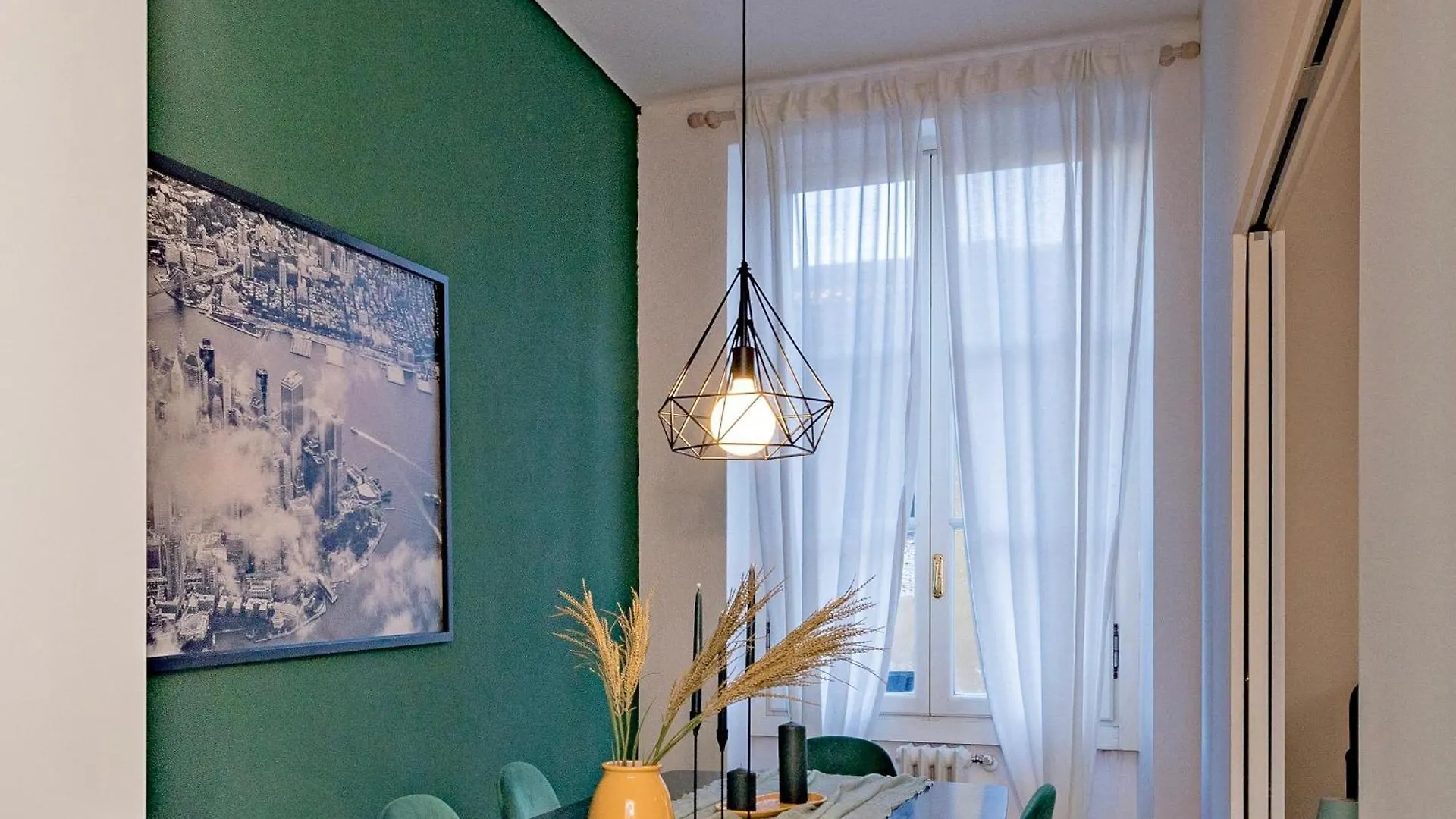 Urban Domus, Duomo, Milan Apartment